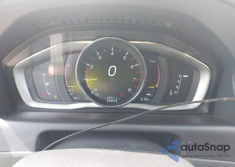 2016 Volvo Xc60 T6 Drive-E z USA, uszkodzony, nr VIN YV449MRK1G2874632